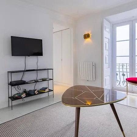 Charming In Bairro Alto 87 By Lovelystay Apartmán *