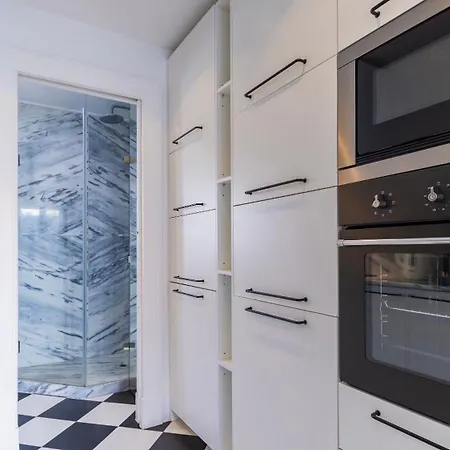 Charming In Bairro Alto 87 By Lovelystay * ליסבון