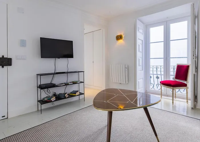 Charming In Bairro Alto 87 By Lovelystay Apartmán *